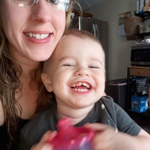 Meet your Posher, Caitlin